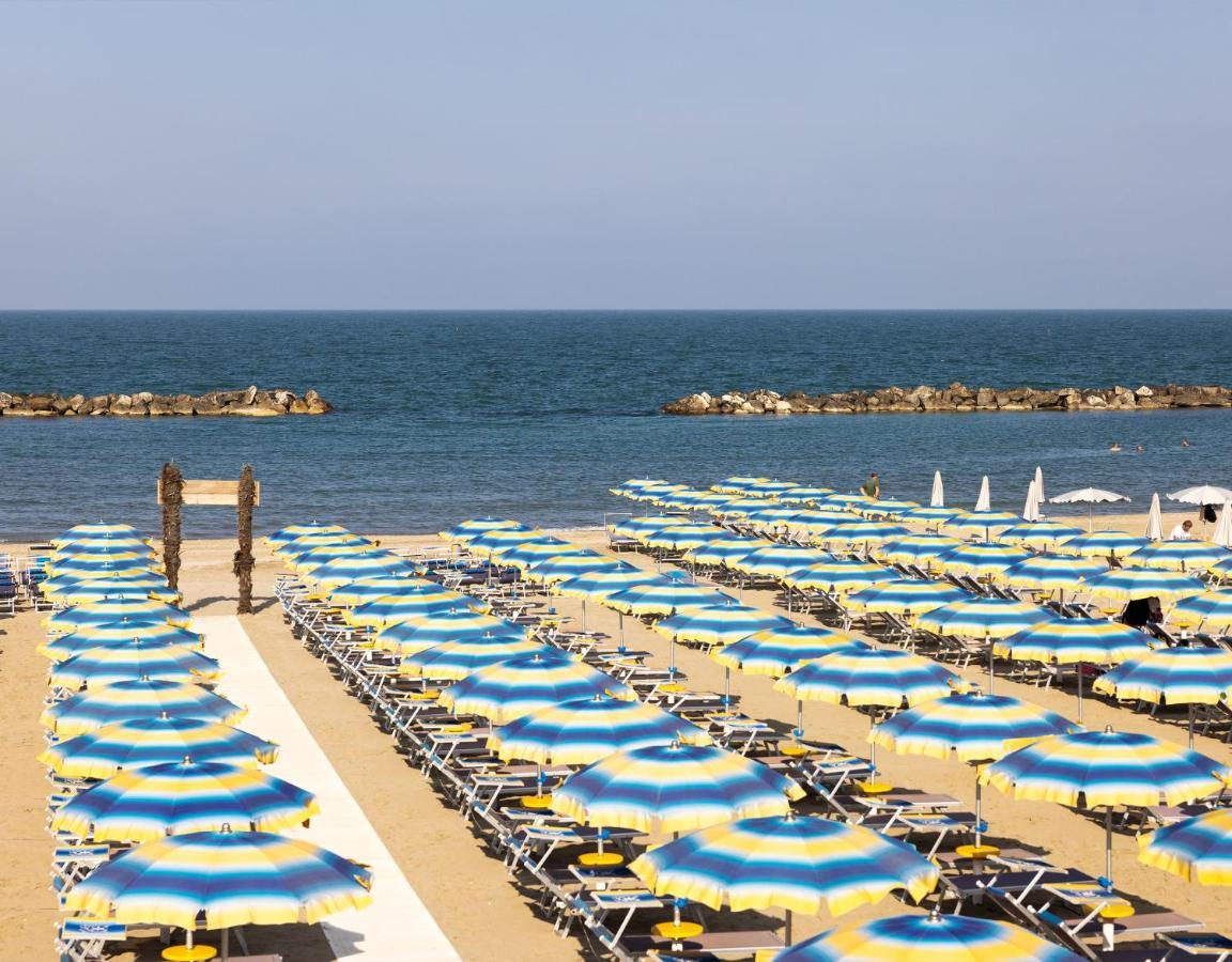 Hotel Constellation Lido Di Savio Exterior foto